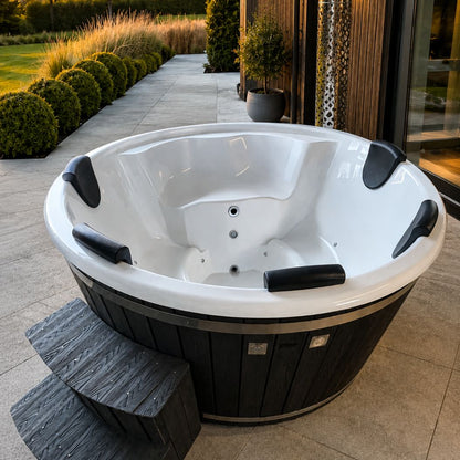Vildmarksbad Premium - rundt med integreret ovn