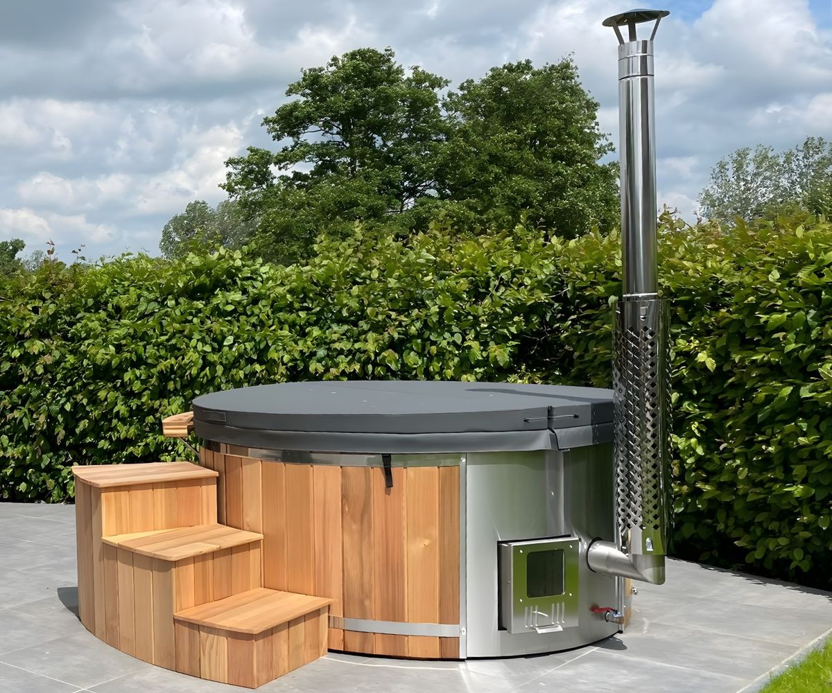 Vildmarksbad Standard - rundt med integreret ovn